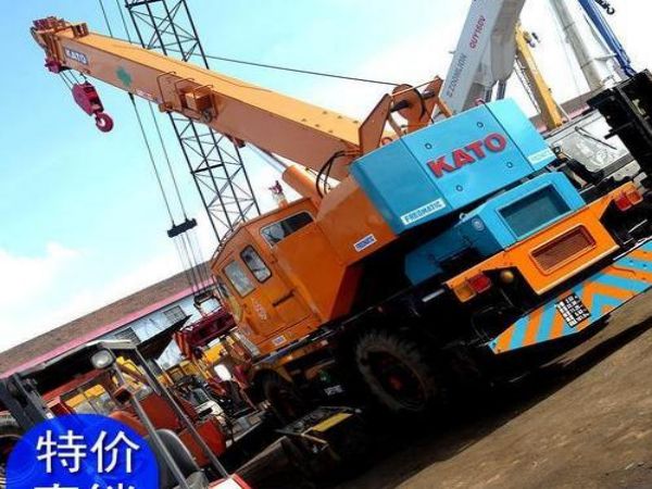 青山湖区吊车租赁公司_吊车出租中小型汽车吊常识总结